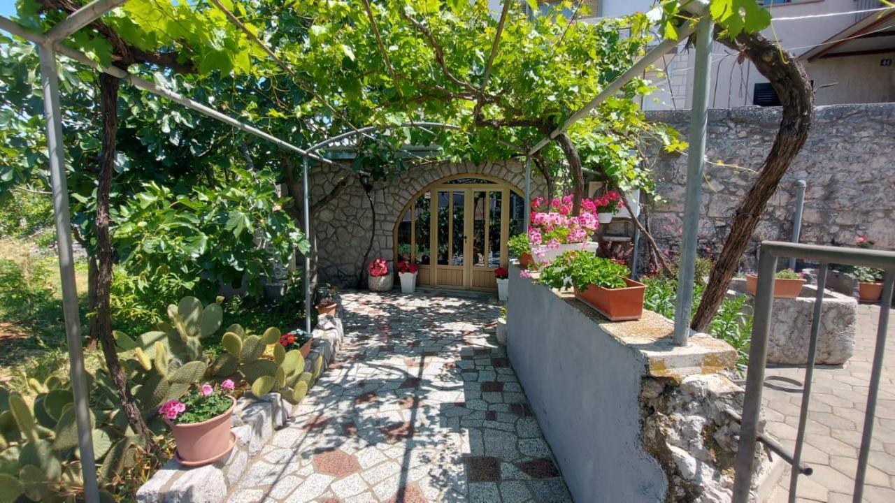 מאלינסקה Guest House Tom מראה חיצוני תמונה