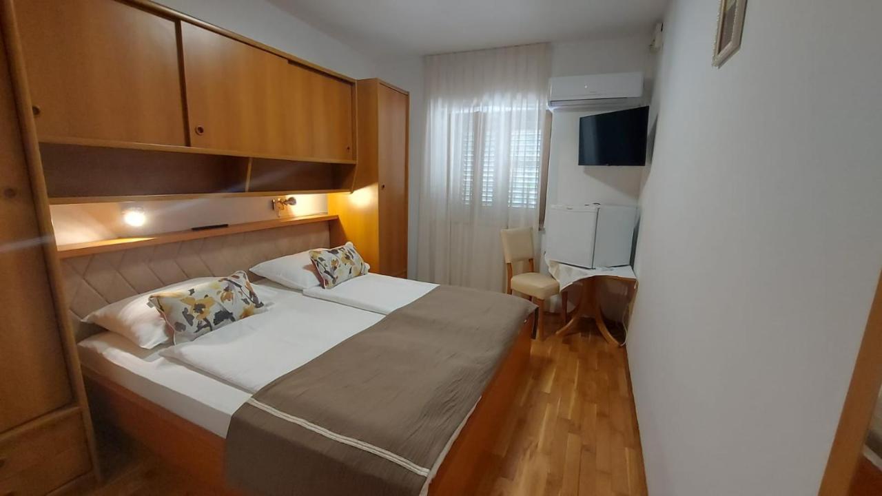 מאלינסקה Guest House Tom מראה חיצוני תמונה