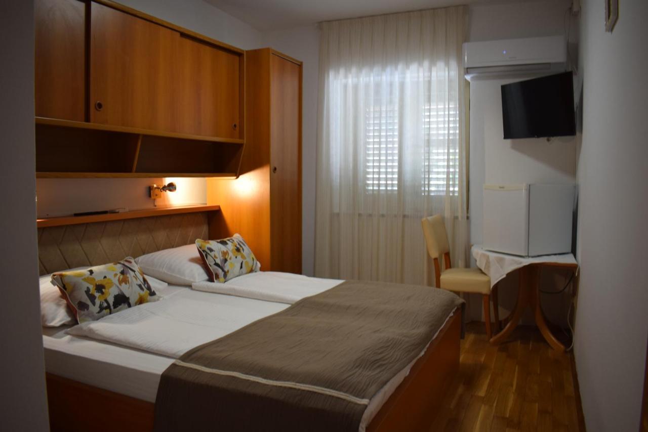 מאלינסקה Guest House Tom מראה חיצוני תמונה