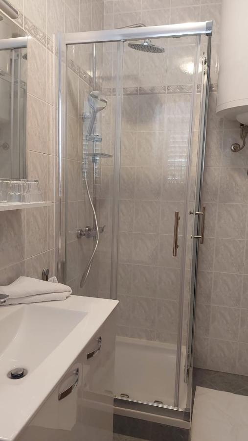 מאלינסקה Guest House Tom מראה חיצוני תמונה